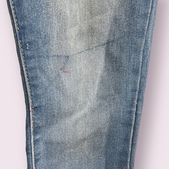 Fashion Nova Light Wash Skinny Jeans - Stretch Denim, Size 6 - Picture 4 of 4